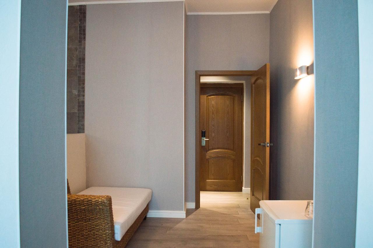 Pallada Hotel Ternopil Exterior foto